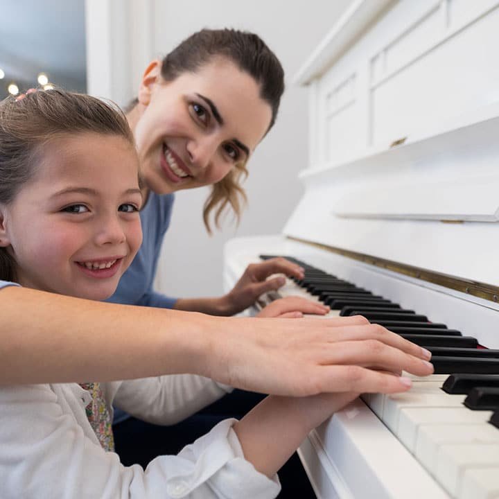 advantages of learning piano